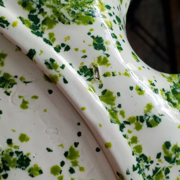 VTG Ceramic Holly Leaf-Shaped serving Tray Green White Splatter 1970's MCM - Picture 8 of 12